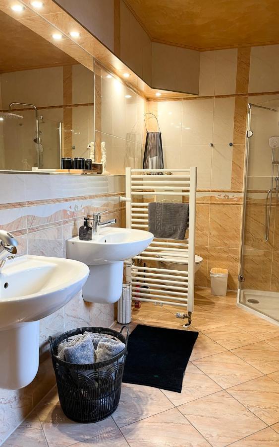 Ferienwohnung Kamrath Altstadt 诺伊鲁平 外观 照片